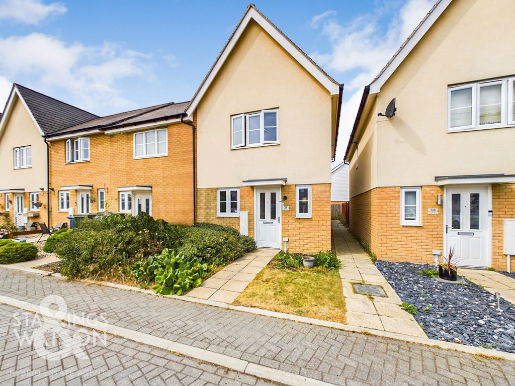 2 bed end terrace house for sale in Peregrine Grove, Wymondham NR18