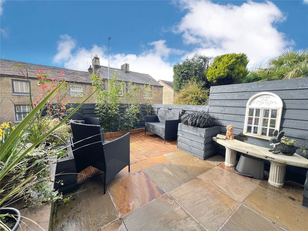 2 bed terraced house for sale in Whalley Road, Ramsbottom BL0, £229,995