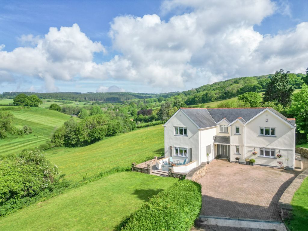 5 bed detached house for sale in Llanvaches, Caldicot, Newport NP26, £
