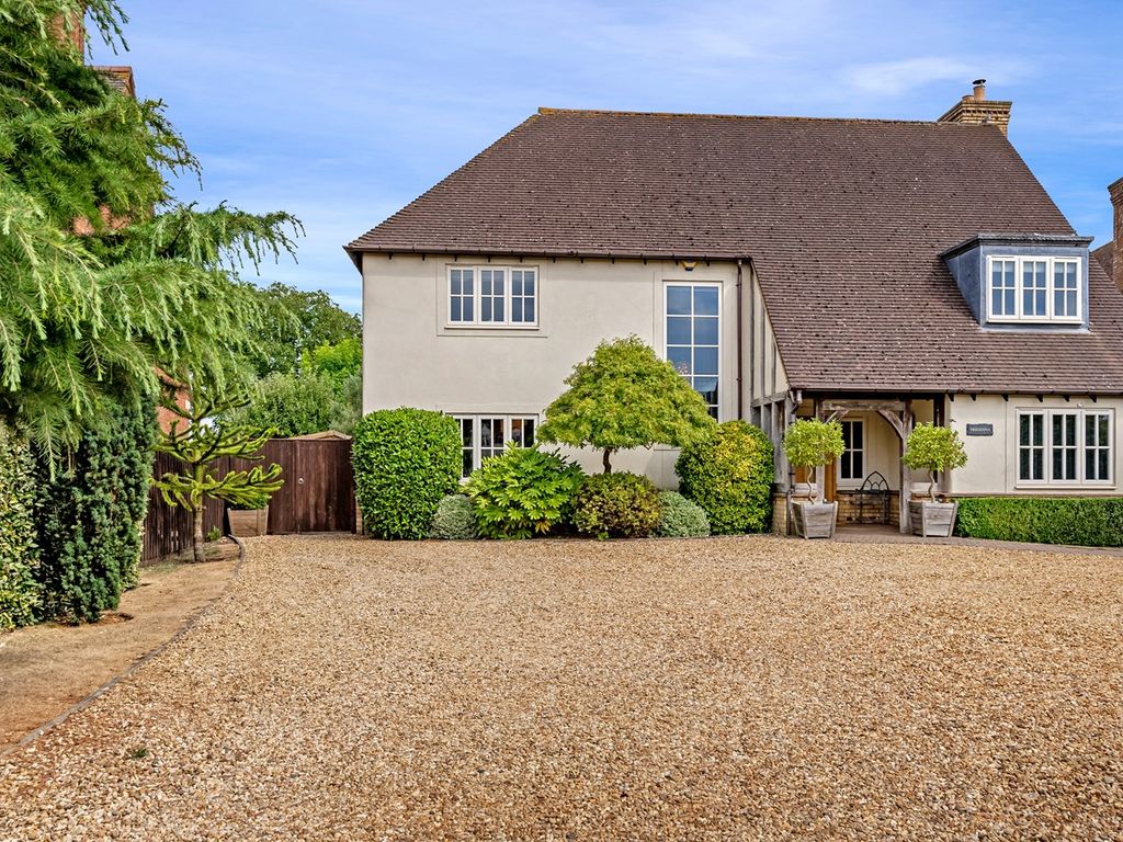 5 bed detached house for sale in Ramsey Road, Kings Ripton, Huntingdon