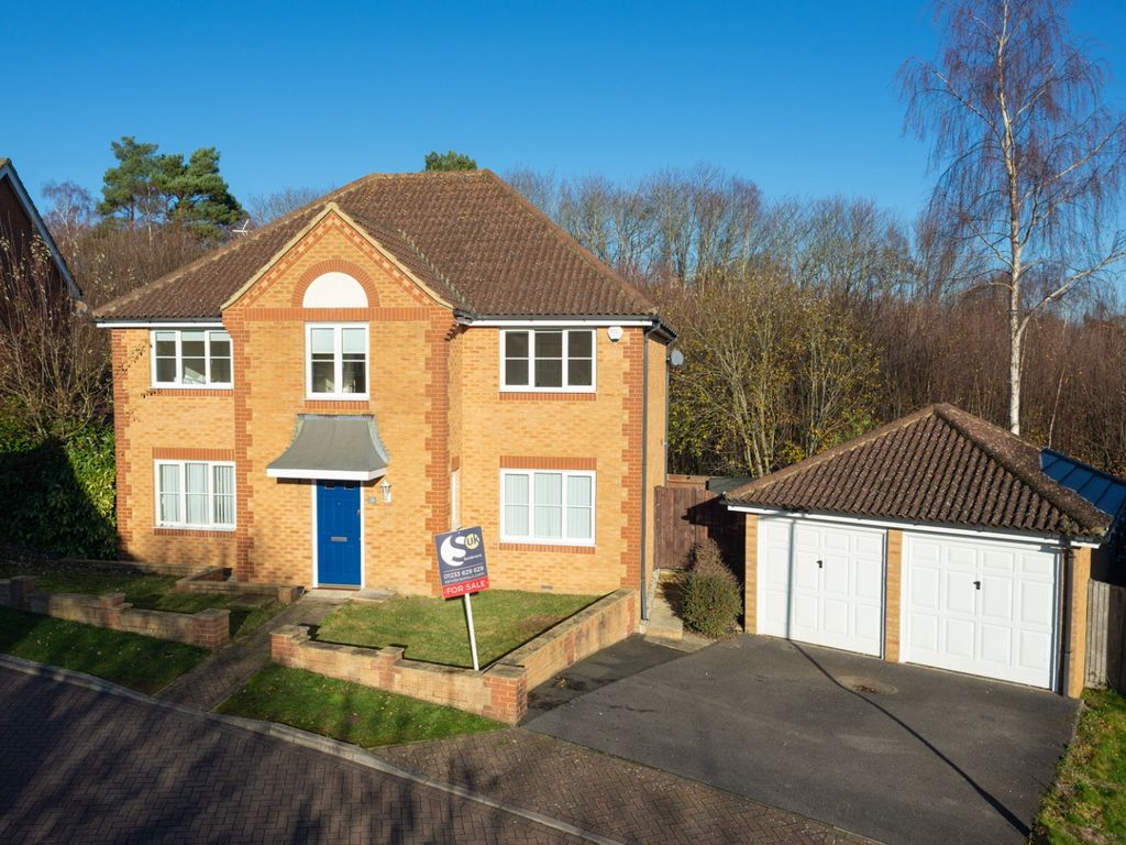 Hazel Heights Ashford TN25  