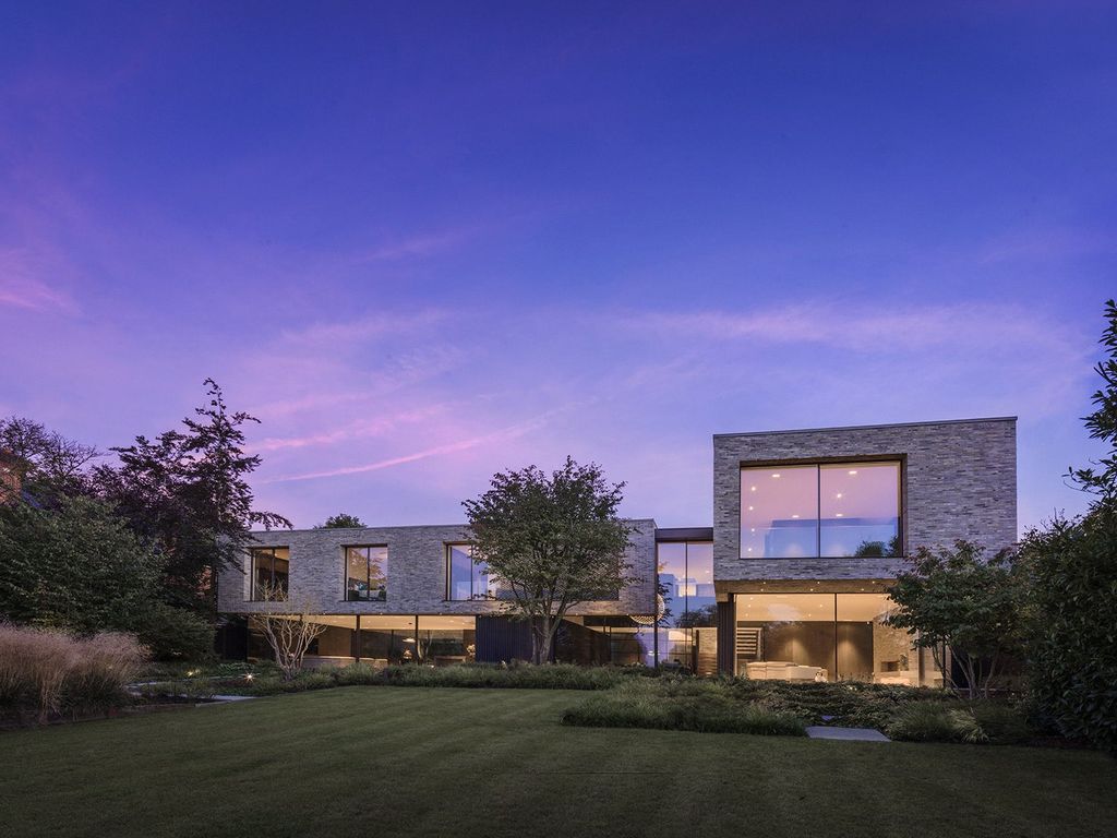 5 bed detached house for sale in Totteridge Common, Totteridge, London