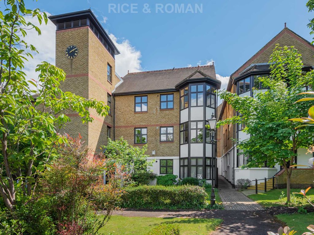 2 bed flat for sale in Victoria Place, Esher Park Avenue, Esher KT10
