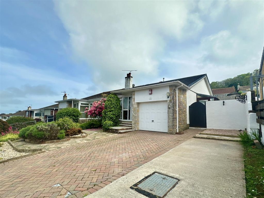 2 bed semidetached bungalow for sale in Maple Road, Brixham TQ5, £