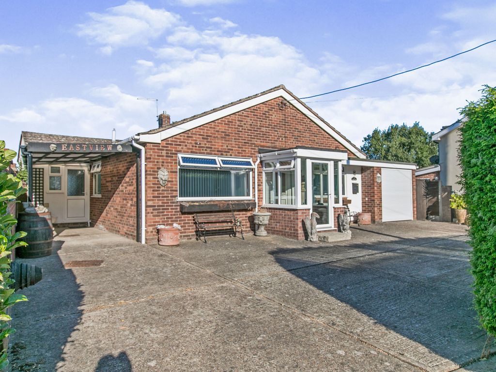2 bed bungalow for sale in Porters Lane, Fordham Heath, Colchester