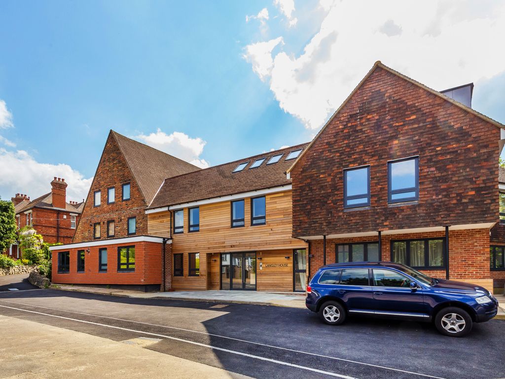 1 bed flat for sale in Church Lane, Oxted RH8 Zoopla
