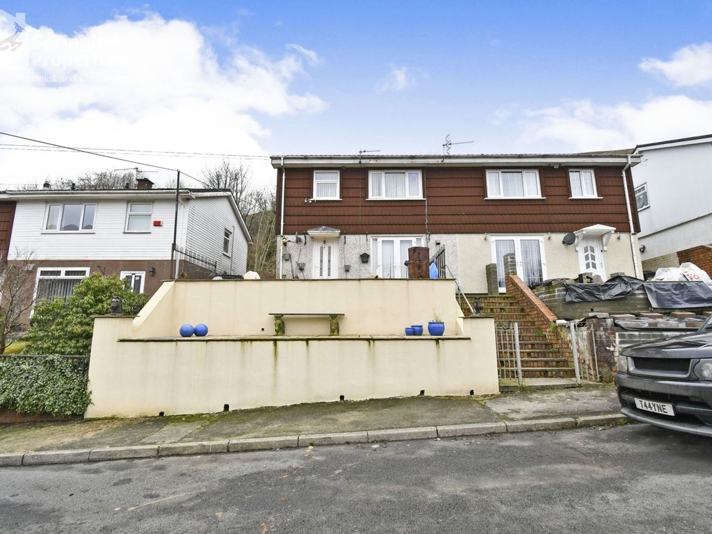 3 bed semidetached house for sale in Glan Ebbw, Abertillery, Gwent NP13 Zoopla