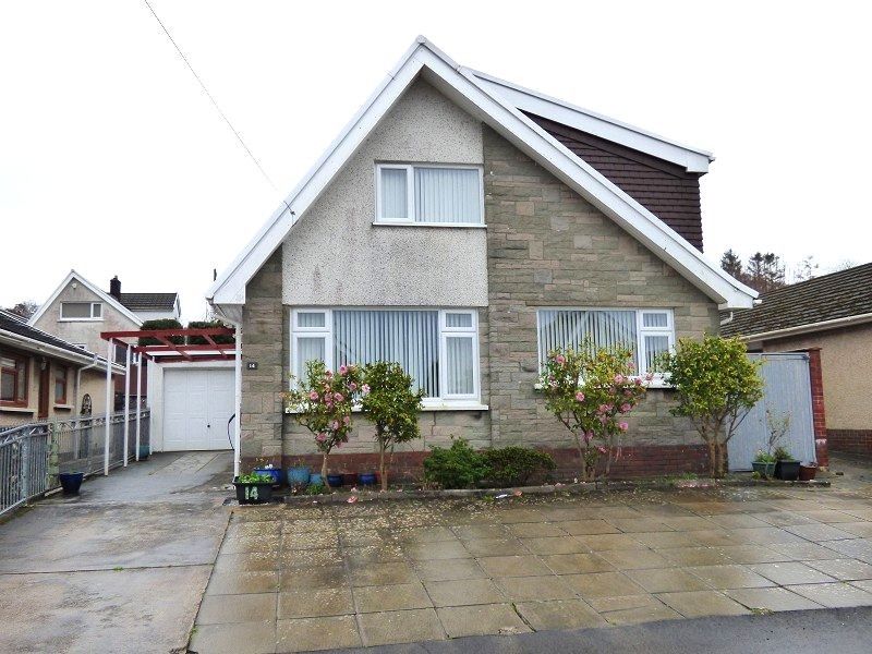4 bed detached house for sale in Elias Drive, Bryncoch, Neath. SA10, £