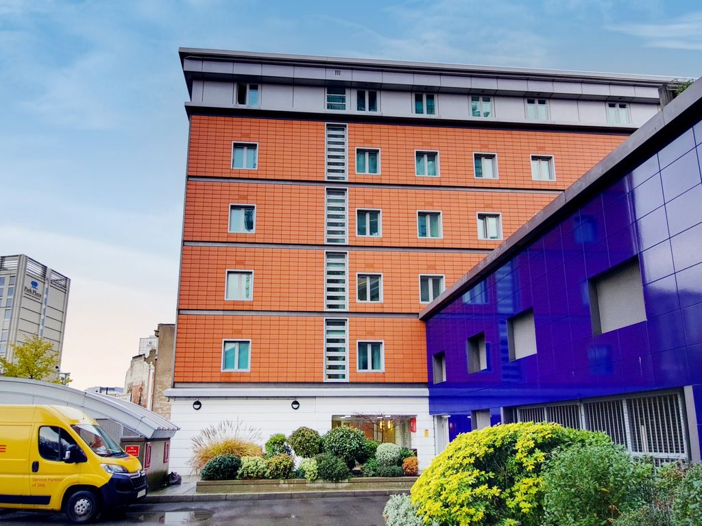 102 Westminster Bridge Road, London SE1  