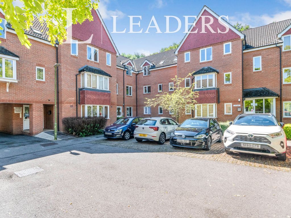 1 bed flat to rent in Redoubt Close, Hitchin SG4, £900 pcm Zoopla