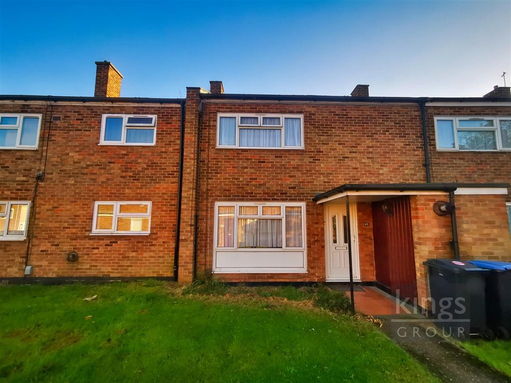 2 bed terraced house for sale in Longfield, Harlow CM18, £290,000 Zoopla