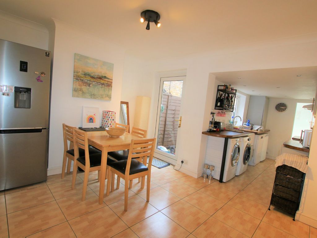 3 bed terraced house for sale in Upton Road, Slough, Berkshre, England