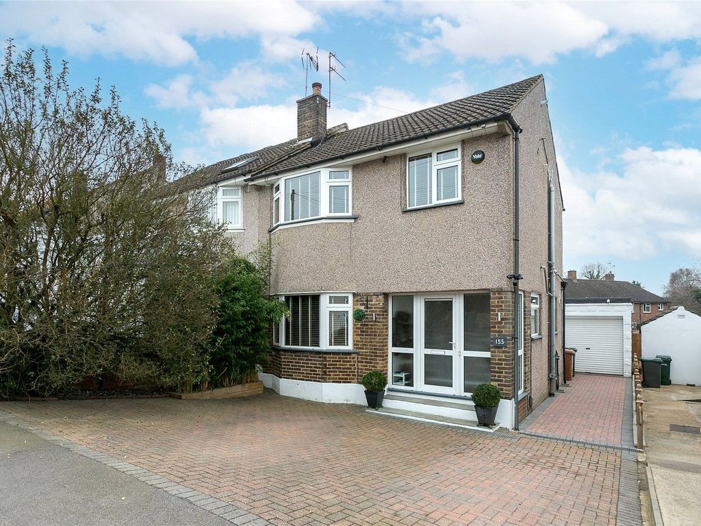 3 bed semidetached house to rent in Coates Way, Garston, Hertfordshire