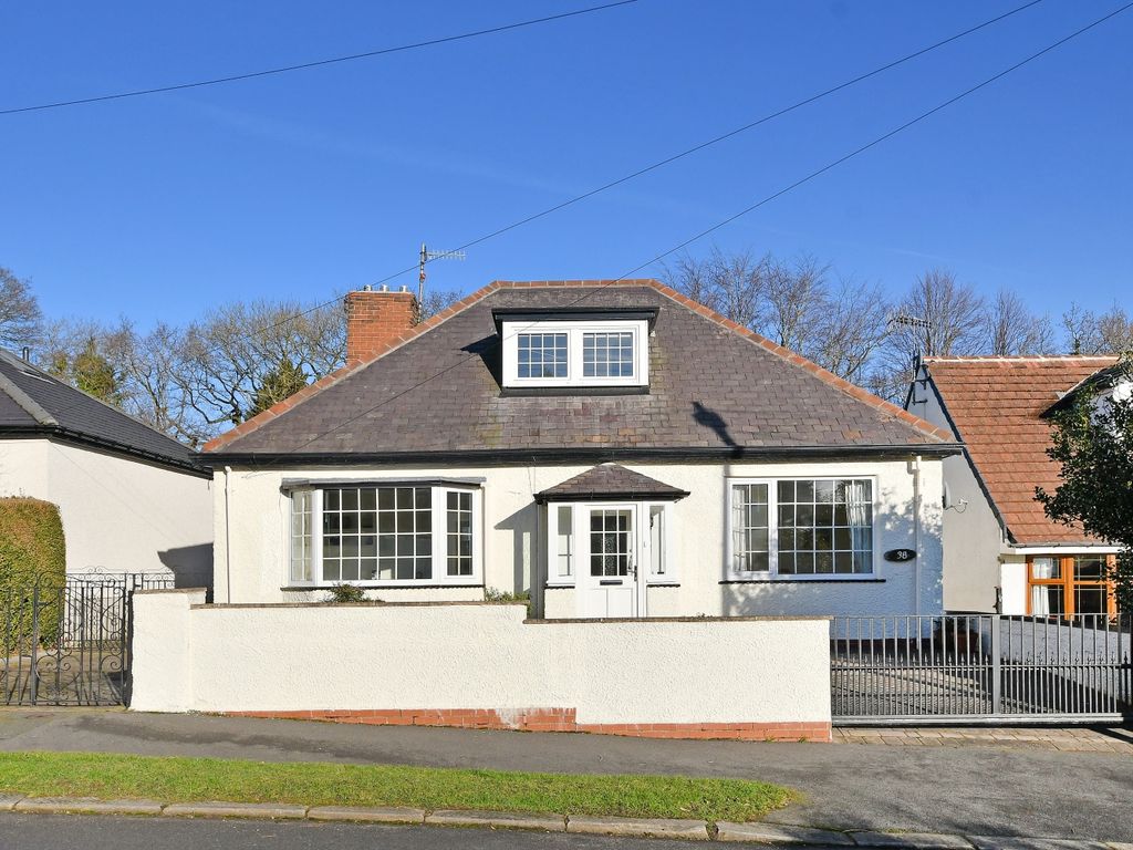 4 bed detached bungalow for sale in Bushey Wood Road, Dore S17, £