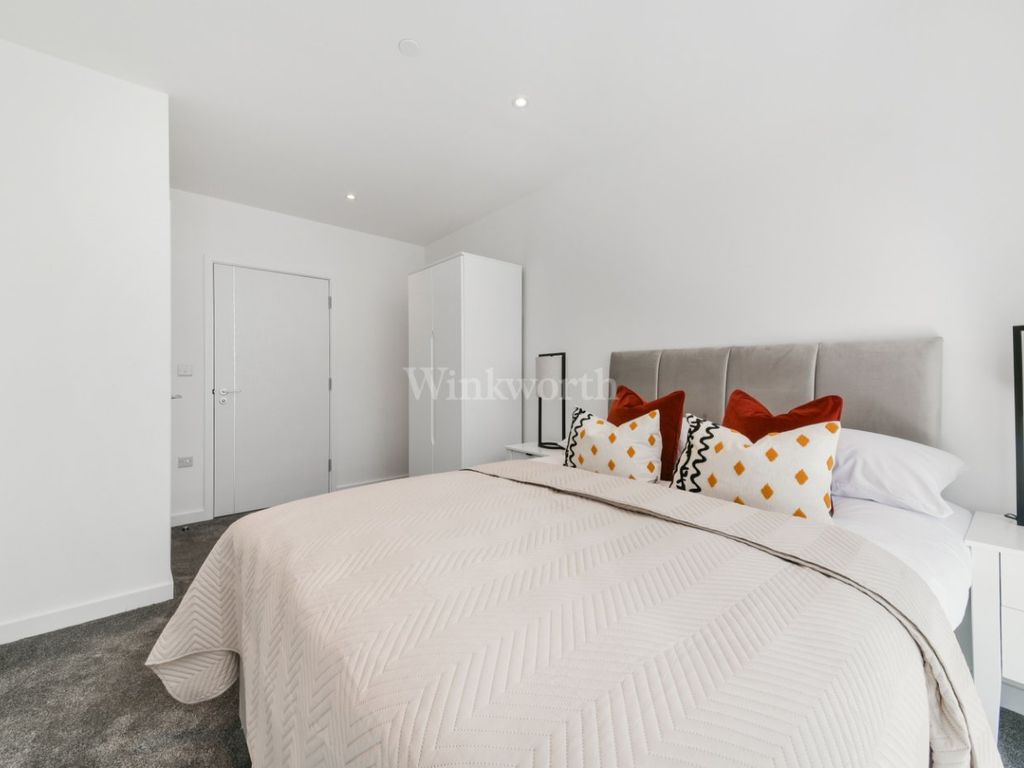 1 bed flat to rent in Beckenham Road, Beckenham BR3, £1,500 pcm Zoopla