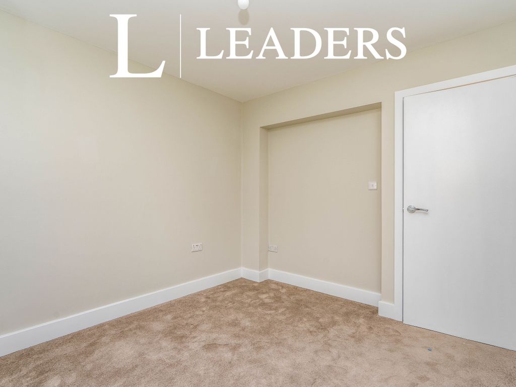 1 bed flat to rent in Romsey Road, Shirley, Southampton SO16, £950 pcm