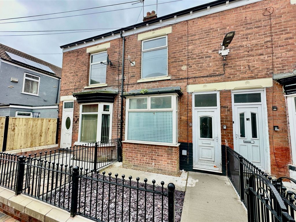 2 bed terraced house for sale in Silverdale, Rosmead Street, Hull HU9