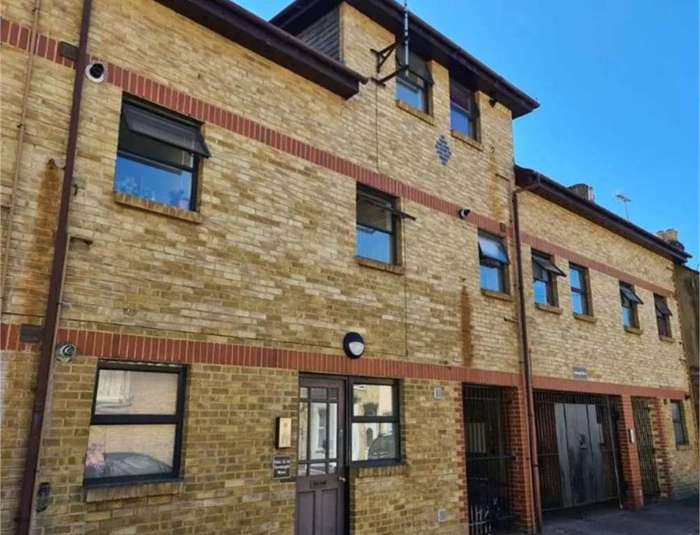 Studio for sale in Connaught Road, Connaught Mews, Kent ME4, £90,000