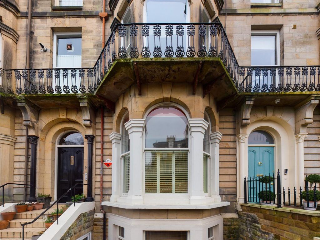 2 bed flat for sale in Esplanade Gardens, Scarborough YO11 Zoopla
