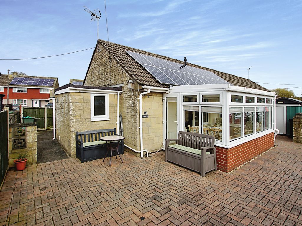 2 bed bungalow for sale in Lawns Road, Yate, Bristol, Gloucestershire
