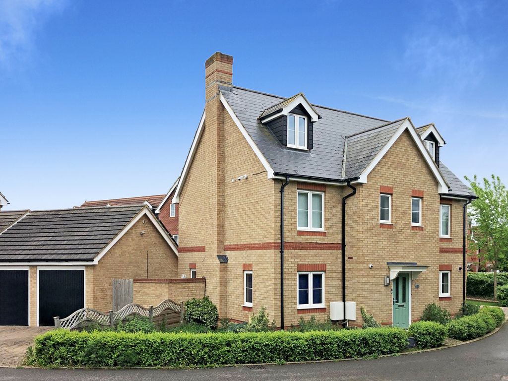 Morgan Drive, Aylesbury, Buckinghamshire HP18  