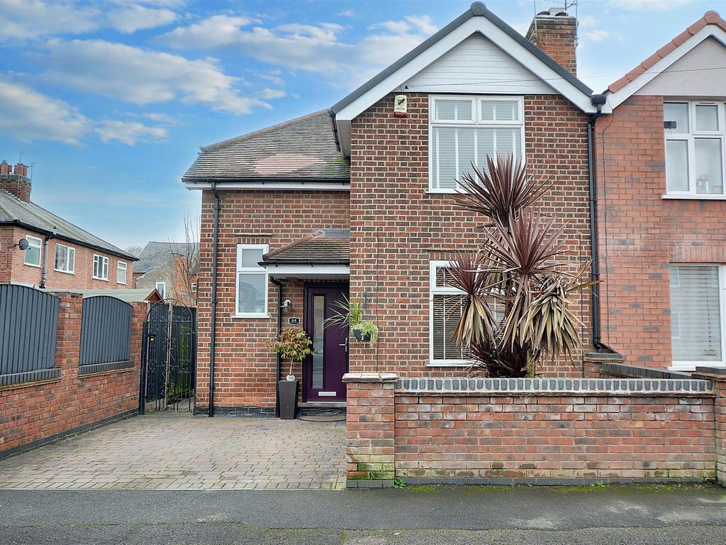 3 bed semidetached house for sale in Edward Street, Stapleford