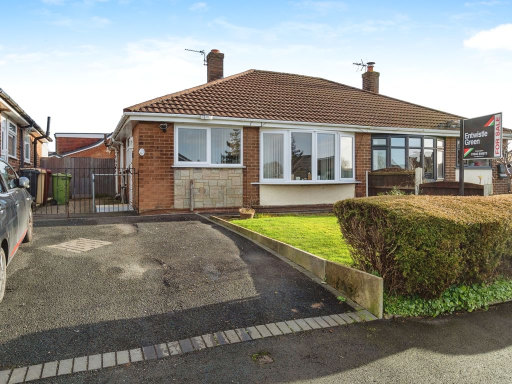 2 bed bungalow for sale in Clive Road, Westhoughton, Bolton, Greater