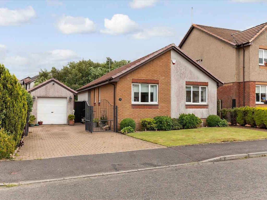 3 bed bungalow for sale in Kilsyth Gardens, Lindsayfield, East Kilbride