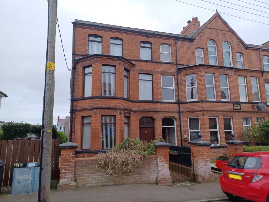 5 bed end terrace house for sale in Edward Road, Whitehead, Carrickfergus, County Antrim BT38