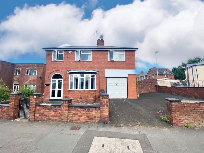 3 bed detached house for sale in Yew Tree Hills, Netherton, Dudley. DY2, £225,000 Zoopla