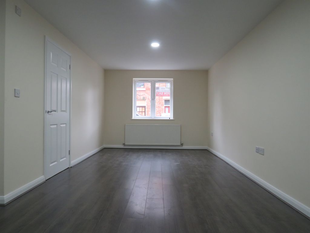 1 bed flat for sale in Brook Avenue, Wilnecote, Tamworth B77 Zoopla