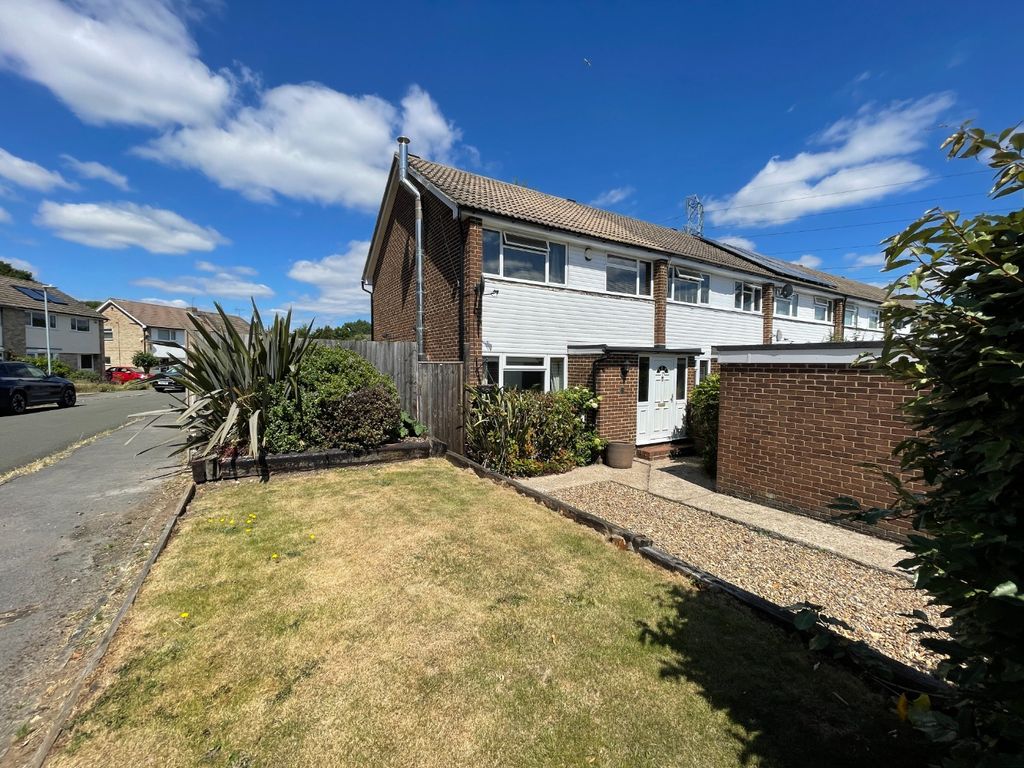 3 bed end terrace house for sale in Lynton Close, Woodley, Reading RG5 Zoopla