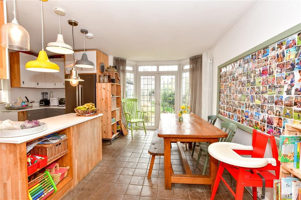 5 bed semidetached house for sale in Leadale Avenue, London E4, £675,000 Zoopla