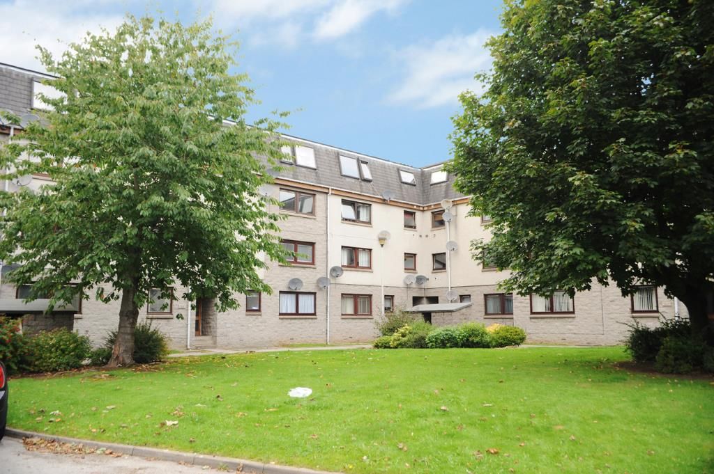 2 bed flat to rent in 32 Ferguson Court, Bucksburn, Aberdeen AB21 Zoopla