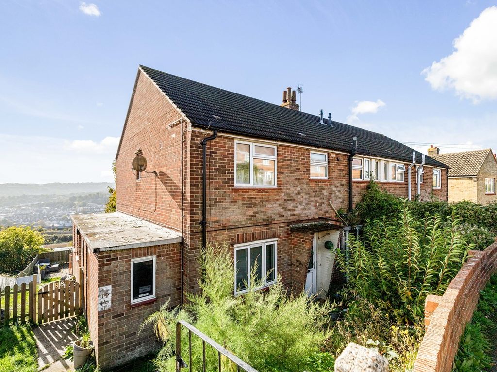 2 bed flat for sale in Napier Road, Dover CT16 Zoopla