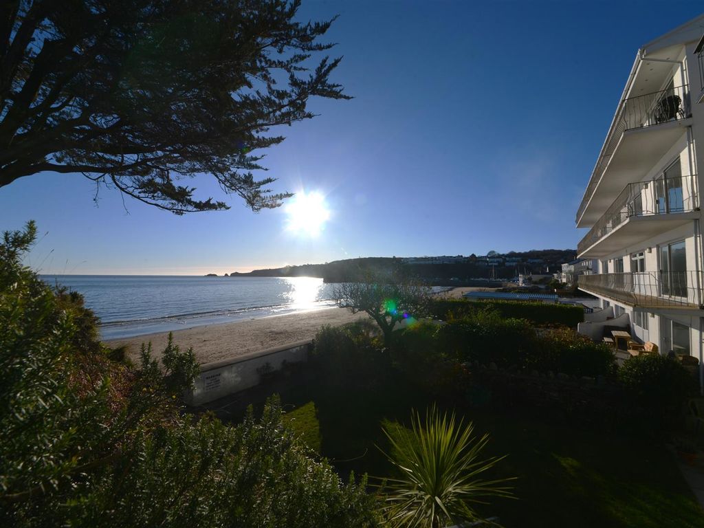 1 bed flat for sale in Beach Court, Saundersfoot, The Strand SA69 Zoopla