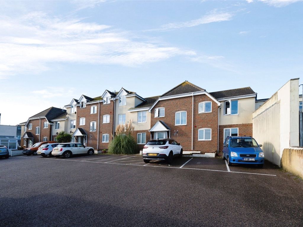 1 bed flat for sale in Southwood Road, Hayling Island, Hampshire PO11