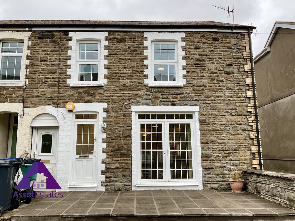 3 bed semidetached house for sale in Glanyrafon Terrace, Blaina
