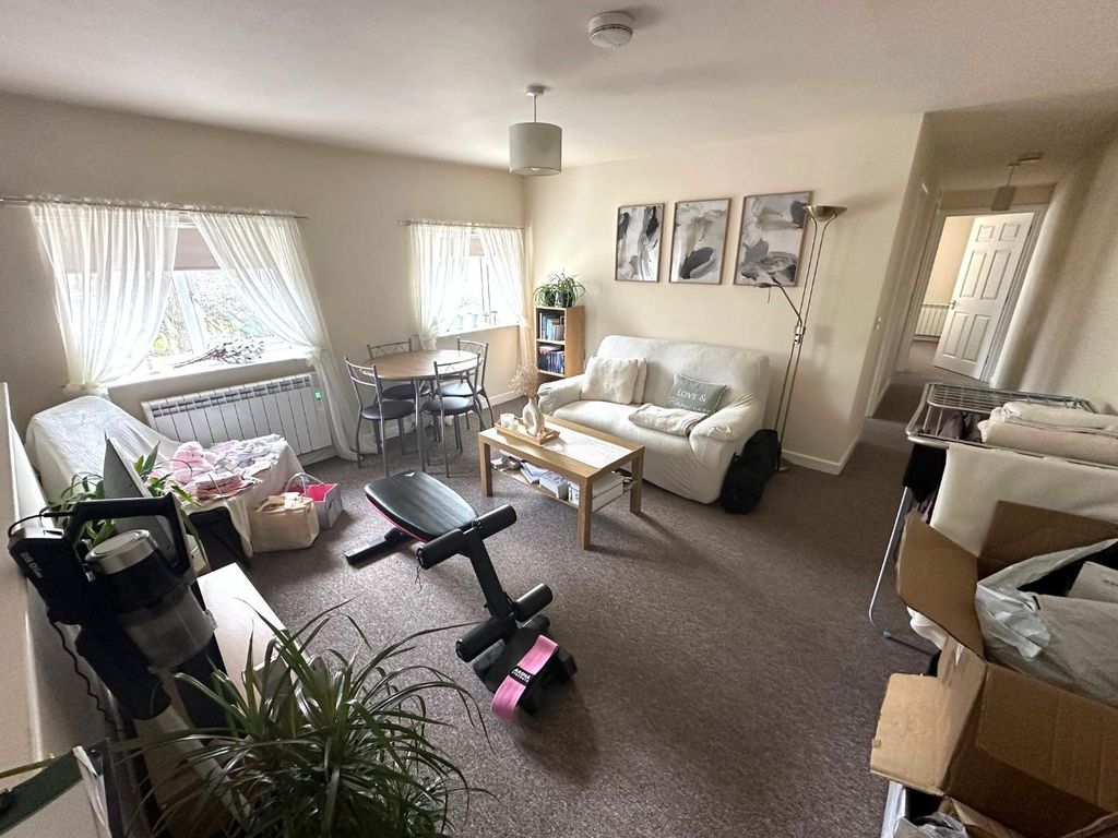 1 bed flat to rent in Hobley Drive, Stratton St Margaret, Swindon SN3