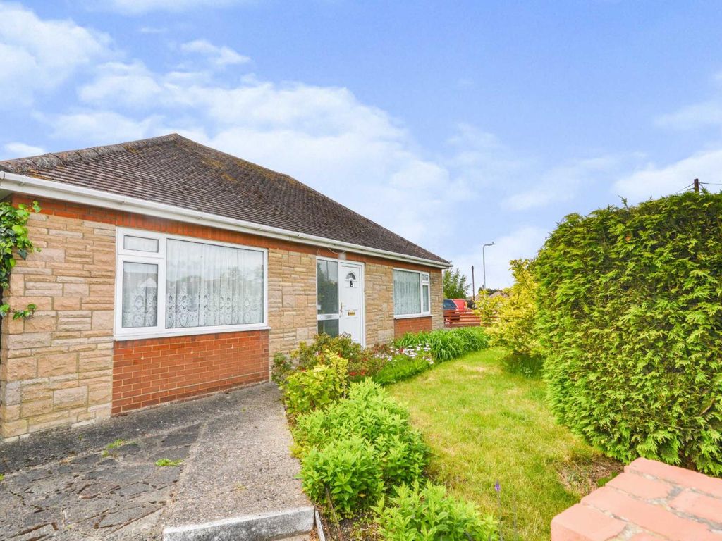2 bed detached bungalow for sale in Ramsgate Road, Ramsgate, Kent CT11