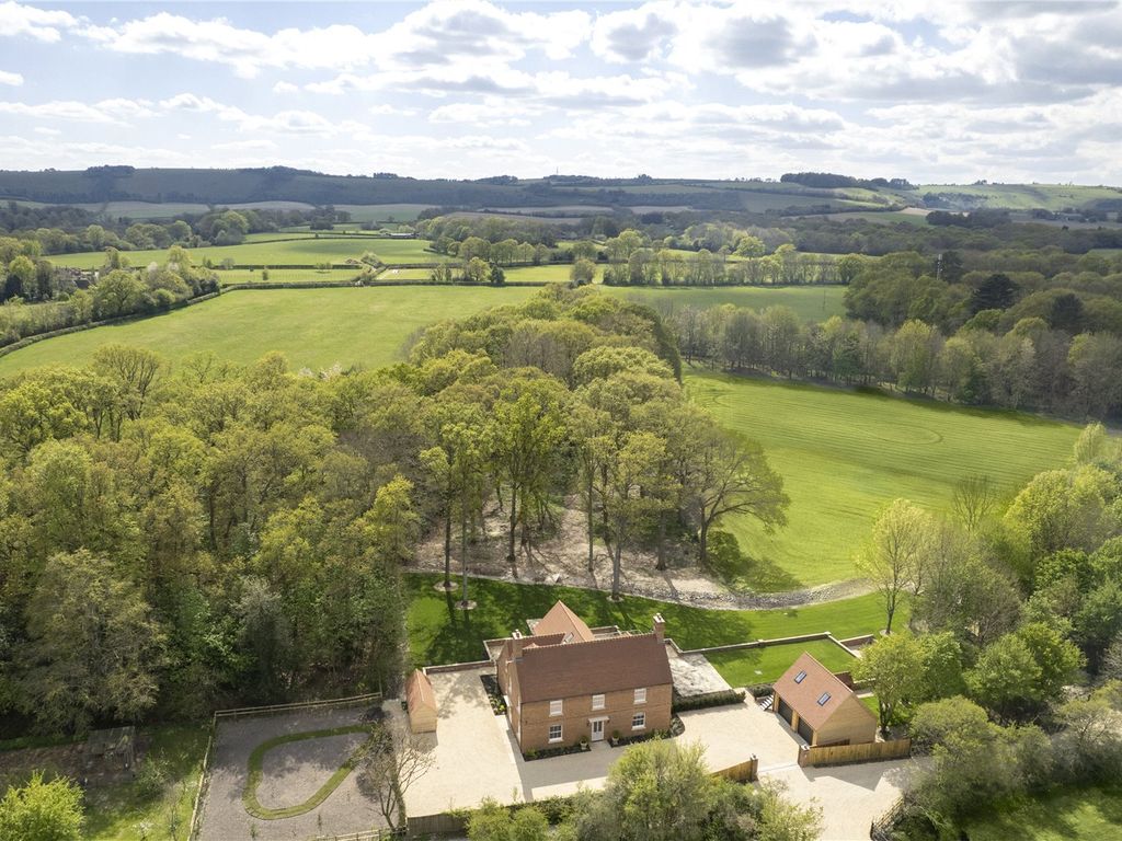 New home, 6 bed detached house for sale in North End, Newbury