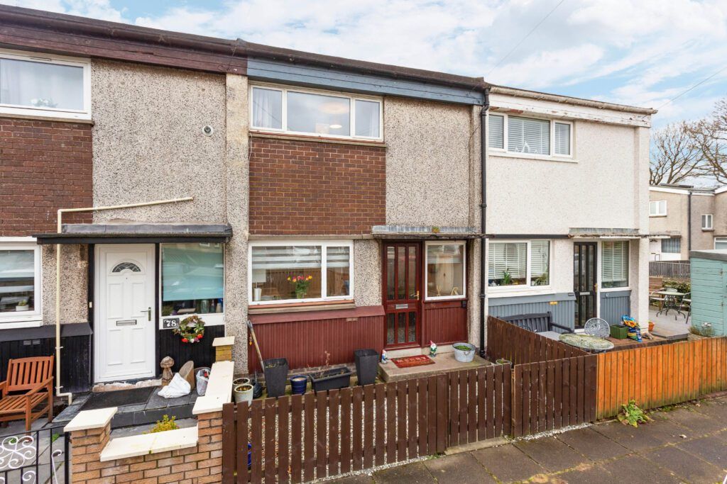 2 bed terraced house for sale in Avon Drive, Linlithgow EH49, £160,000