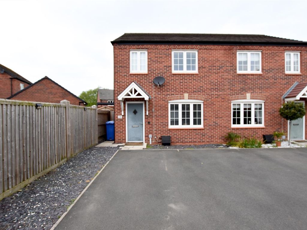 3 bed semidetached house for sale in Whittinglands Close, Chellaston