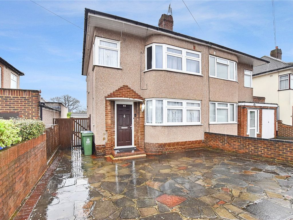 3 bed semidetached house for sale in Pinnacle Hill, Bexleyheath DA7