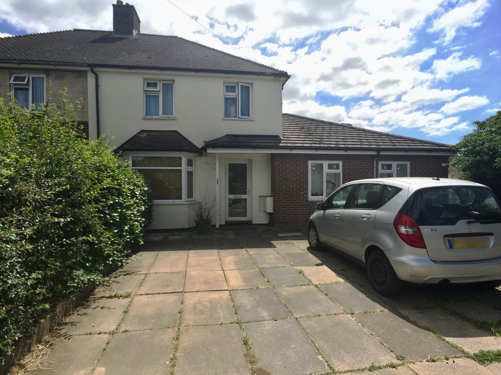 4 bed semidetached house to rent in Kendal Way, Cambridge CB4 Zoopla