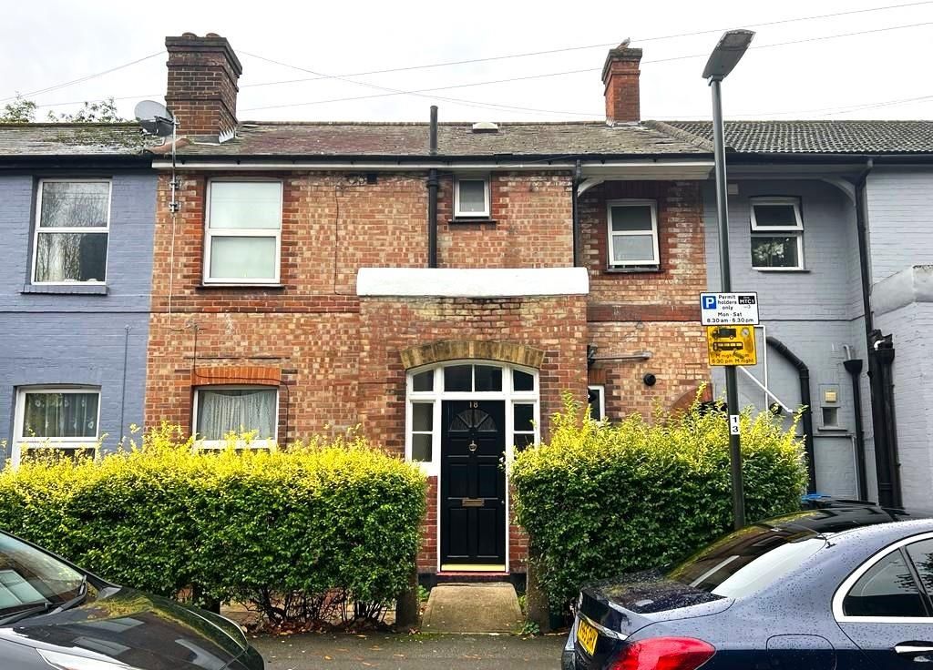 3 bed terraced house for sale in Raleigh Gardens, Mitcham CR4, £350,000 Zoopla