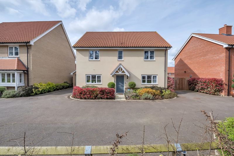 4 bed detached house for sale in Shearing Street, Bury St. Edmunds IP32