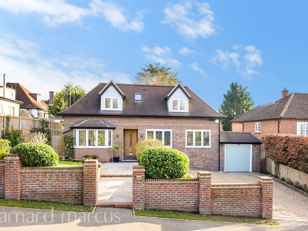 4 bed detached house for sale in Grafton Road, Old Malden, Worcester