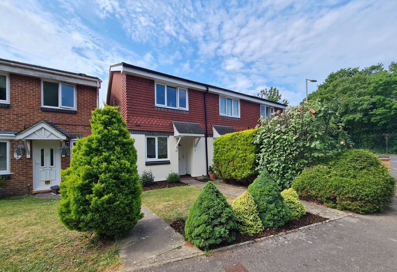 2 bed end terrace house for sale in Redhouse Park Gardens, Gosport PO12