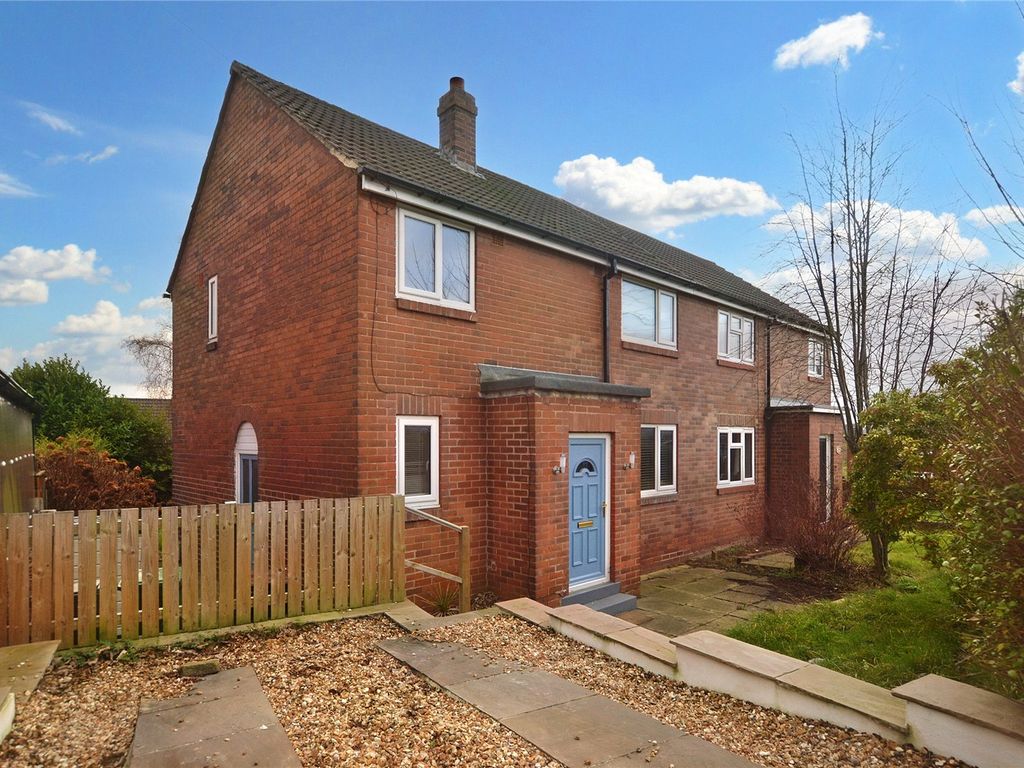 3 bed semidetached house for sale in Manor Road, Rothwell, Leeds LS26